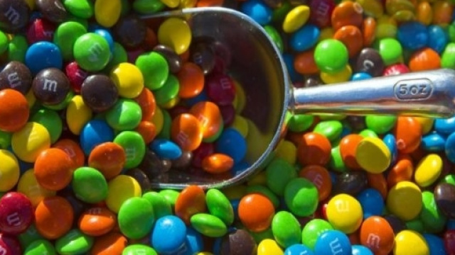 Gli M&M's, uno dei prodotti risultati contenenti nanoparticelle