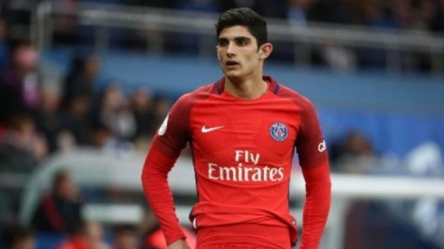 Gon&ccedil;alo Guedes ne serait pas loin d'un d&eacute;part du PSG pour Valence dans les derni&egrave;res heures du mercato espagnol.