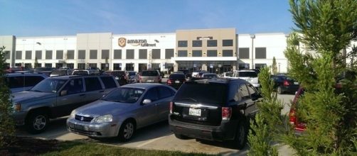 Amazon Fulfillment Center in Tennessee (credit &ndash; Lvi56 &ndash; wikimediacommons)