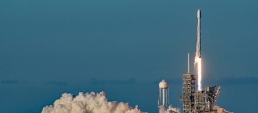 Falcon Heavy rocket may launch as early as this fall / Photo via Stuart Rankin, Flickr