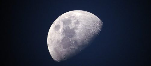 Moon - Free images on Pixabay - pixabay.com