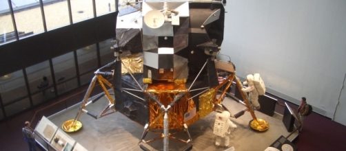 The Moon Lander Replica made in solid gold gets stolen from museum/Photo via Mark Fowler, Flickr