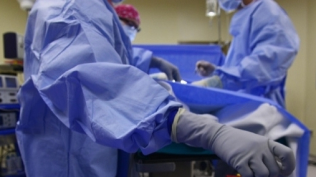 Musica Rock: bisturi in mano, questa &egrave; la colonna sonora dei chirurghi