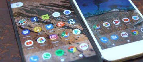 Google Pixel 2 - YouTube/Trusted Reviews Channel