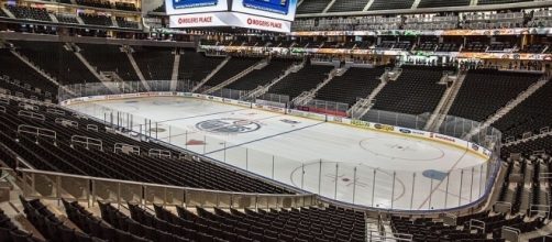 Inside of Rogers Place (Wikimedia Commons - wikimedia.org)