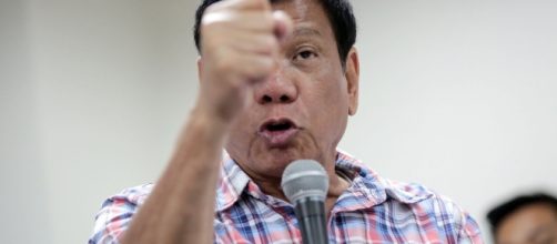 President Rodrigo Duterte gives a speech (Source: Inquirer.net)