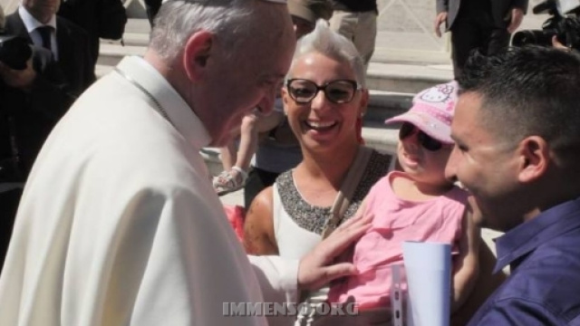 Beatrice, la &ldquo;bambina di pietra&rdquo; che sta commuovendo l'Italia - immenso.org