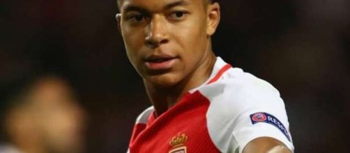 La condici&oacute;n que ha pedido Mbapp&eacute; a Florentino para no traicionarlo con el Bar&ccedil;a