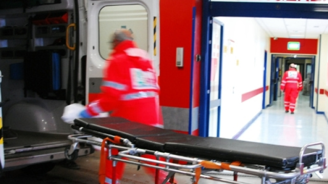 Calabria, si sente male dopo aver bevuto un bibita ghiacciata, muore poco dopo in pronto soccorso.