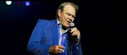 Glen Campbell dies at 81 from Alzheimer's disease [Image: Radio.com/YouTube screenshot]