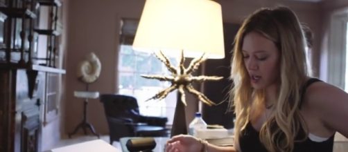 Image via HilaryDuffVEVO/YouTube screenshot