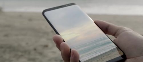 Image via Samsung Mobile/YouTube screenshot