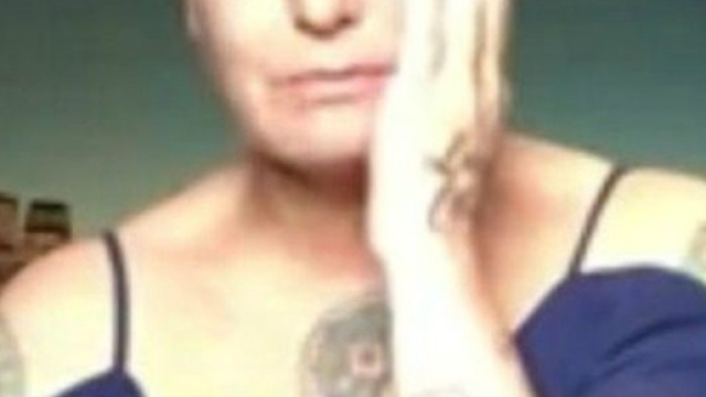 Sin&eacute;ad O&rsquo; Connor ha pubblicato un video confessione sulla sua pagina Facebook: &egrave; sola e malata.