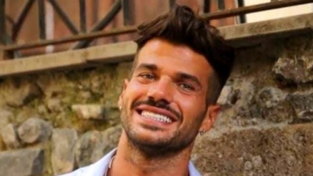 Claudio Sona sar&agrave; ospite di una puntata di Uomini e Donne? - today.it