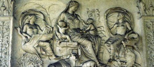 Relieves pertenecientes al Ara Pacis