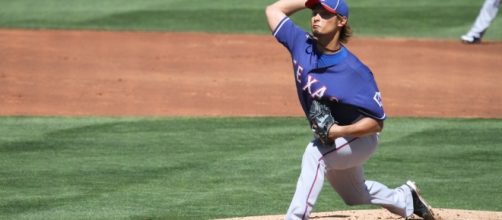 Yu Darvish pitching at Goodyear Stadium | Mike LaChance | Flickr - flickr.com