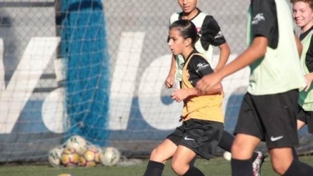 Ana Julia Mendon&ccedil;a durante gli allenamenti