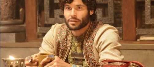 Asher volta rico para a Babil&ocirc;nia (Foto: Reprodu&ccedil;&atilde;o/RecordTV)