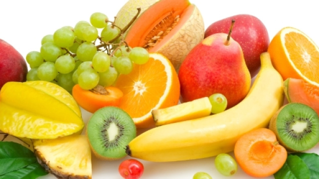 Frutta e verdura, uno studio dimostra che se ne pu&ograve; mangiare meno