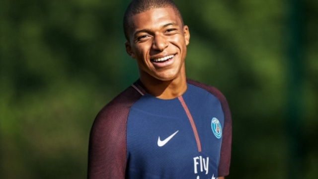 Kylian Mbapp&eacute; est la nouvelle recrue du PSG