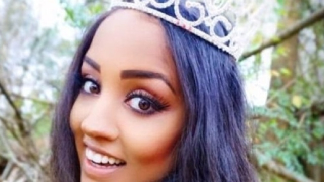 Miss Regno Unito ha rinunciato al titolo di reginetta