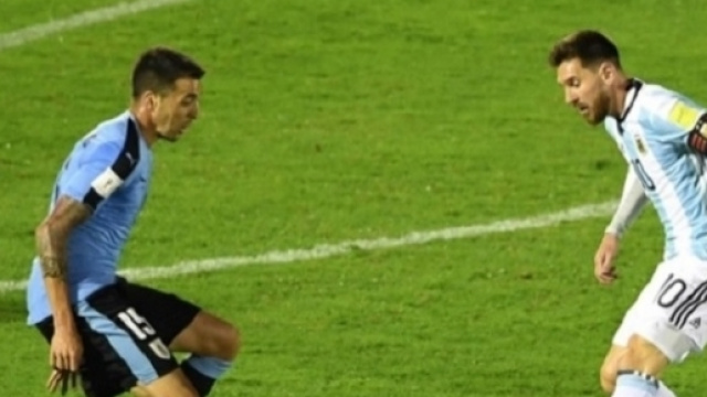 Uruguay-Argentina 0-0: duello tra Vecino e Messi