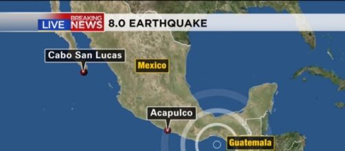 Around 71 people have been reported dead in Juchit&aacute;n where rescue work is still in operation. [Image via Youtube/CBS Los Angeles]