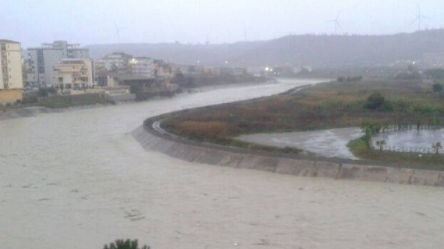 Allerta meteo a Crotone, codice arancio della Protezione Civile