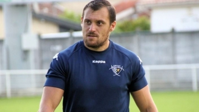 Lionel Beauxis, l'ouvreur du LOU a jou&eacute; &agrave; la Section Palloise/ Rugby Scapulaire
