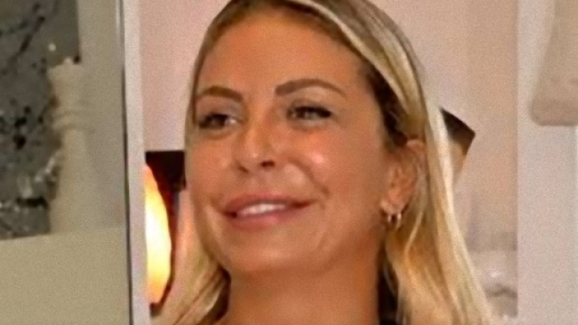 Sabrina Ghio di Uomini e Donne ammette il ritocchino alle labbra.