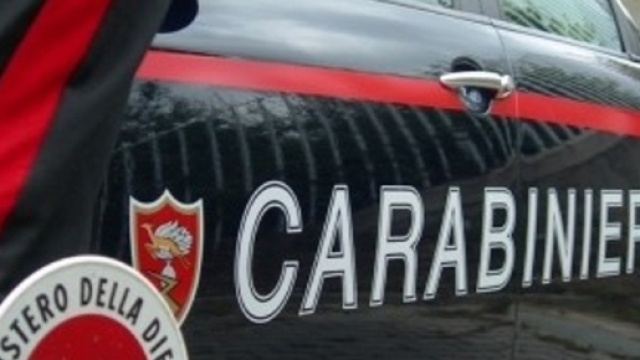 Un'autovettura dei carabinieri