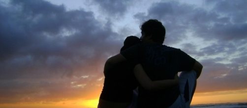 Despite its circumstances, America is stronger. [Image via Pixabay]