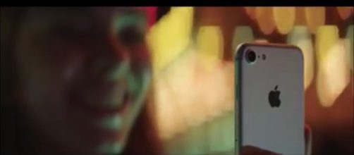 Apple iPhone X: A final look at the specs Image taken from-Apple-youtube screenshot