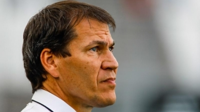 Foot OM - OM : Rudi Garcia se fait allumer pour son bus perc&eacute; ... - foot01.com