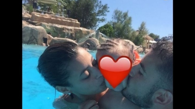 Jonathan des Anges 9, sa fille et sa femme Racha - Instagram, 2017