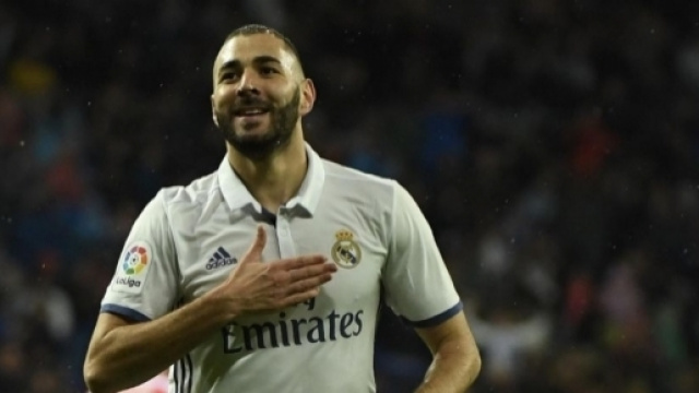 Karim Benzema est devenu quasiment intransf&eacute;rable pour le Real Madrid ... - eurosport.fr