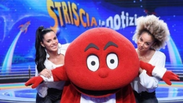 Le nuove veline di Striscia la Notizia: Mikaela e Shaila.