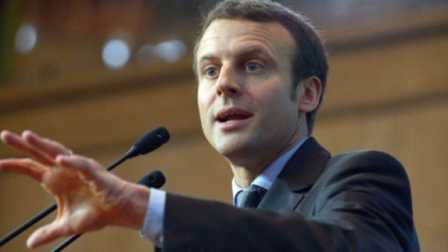 Les propos d'Emmanuel Macron ne passent pas inaper&ccedil;us