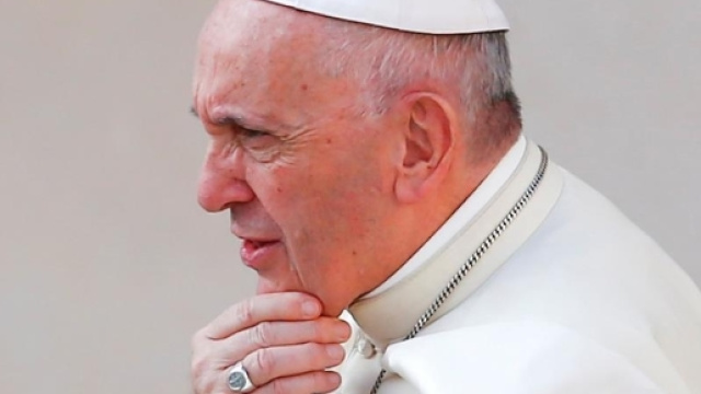 Papa Francesco si racconta. E parla anche di migranti e di Europa - avvenire.it