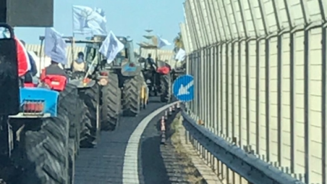 I trattori in marcia verso Lecce.