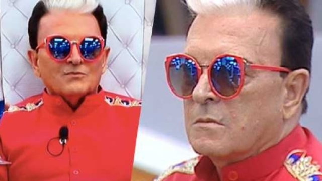 Malgioglio durante la prima puntata