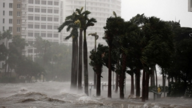 Ouragan Irma&nbsp;: Des morts et des milliards de d&eacute;g&acirc;ts