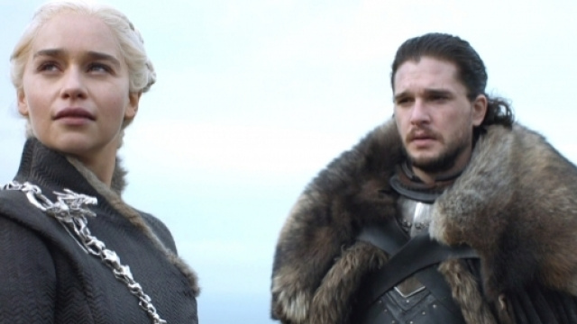 Un nouveau n&eacute; Targaryen pourrait pointer le bout de son nez. (Cr&eacute;dits - HBO).