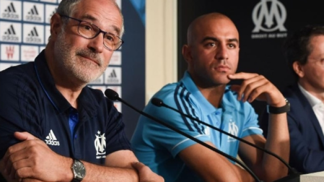 Zubizaretta tresse des louanges &agrave; Abdennour