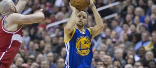 Stephen Curry comments about Under Armour (Image Credit - Keith Allison/Wikimedia)