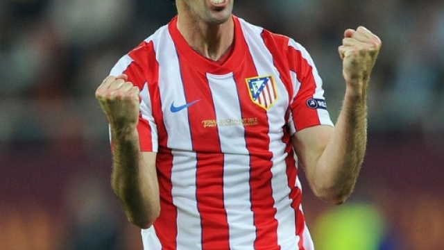 Calciomercato Juventus: Diego Godin e altri quattro difensori nel mirino