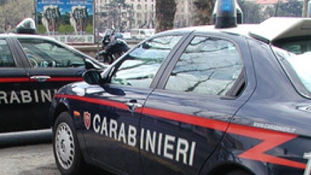 Firenze, i carabinieri si difendono dall'accusa di stupro ma c'&egrave; qualcosa che non torna