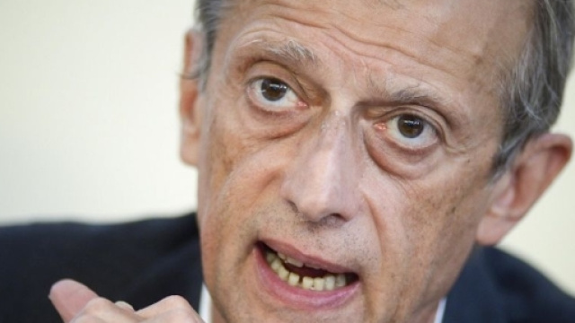 Piero Fassino parla di Ius soli e immigrazione
