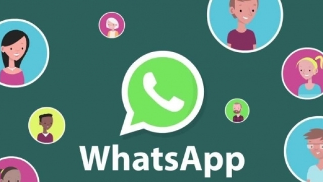 WhatsApp, vi piacerebbe creare un libro con le vostre chat preferite?