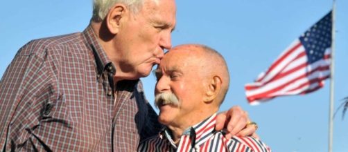 Cada signo lida com a velhice de uma forma